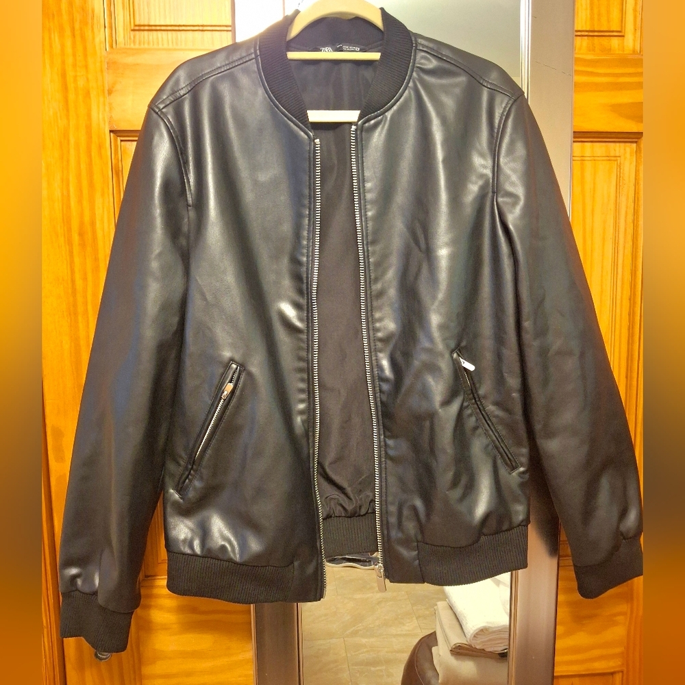 Zara Black Pleather Bomber Jacket - Picture 2 of 14